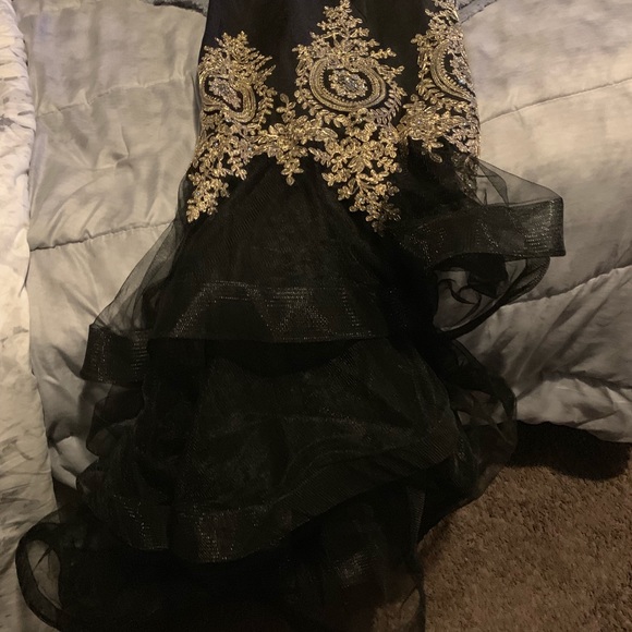 Prom dress - Picture 3 of 7